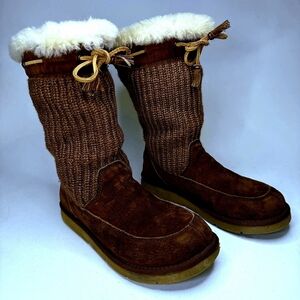 AUTHENTIC UGG Brown Crochet Knit Suburb Sheepskin Top Boot S/N 5124 Size 7